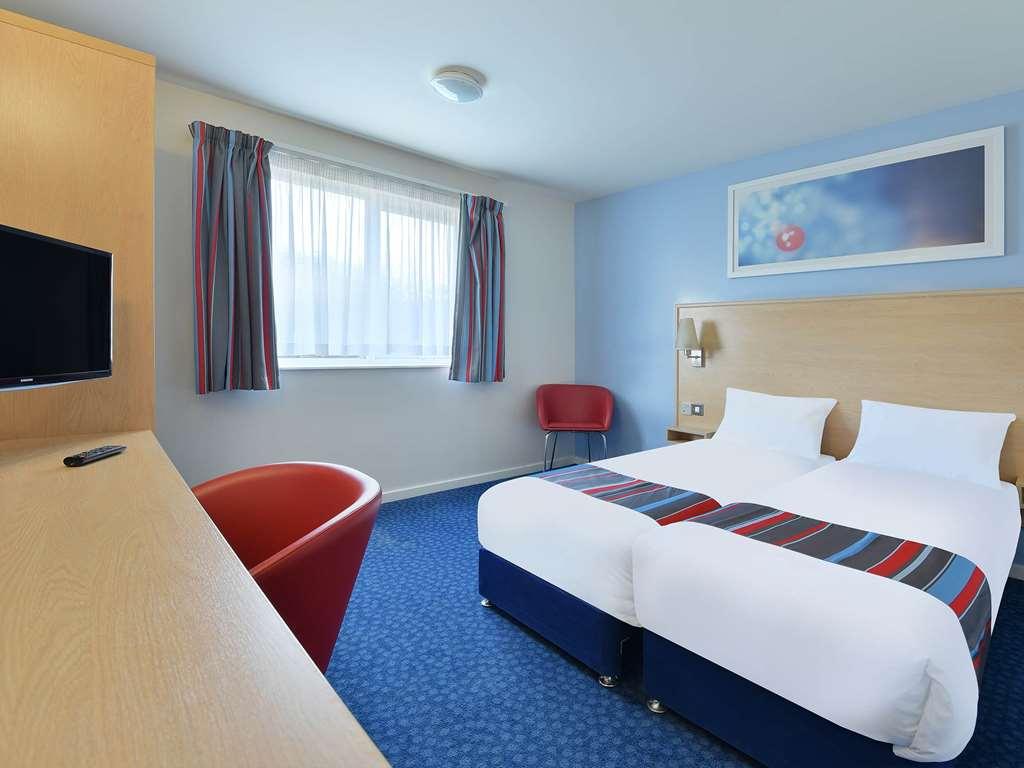 Travelodge Bracknell Pokój zdjęcie